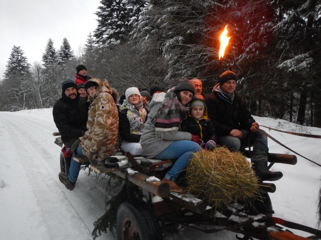 Latarnia Wagabundy Bieszczady Hotel Wola Michowa Buitenkant foto