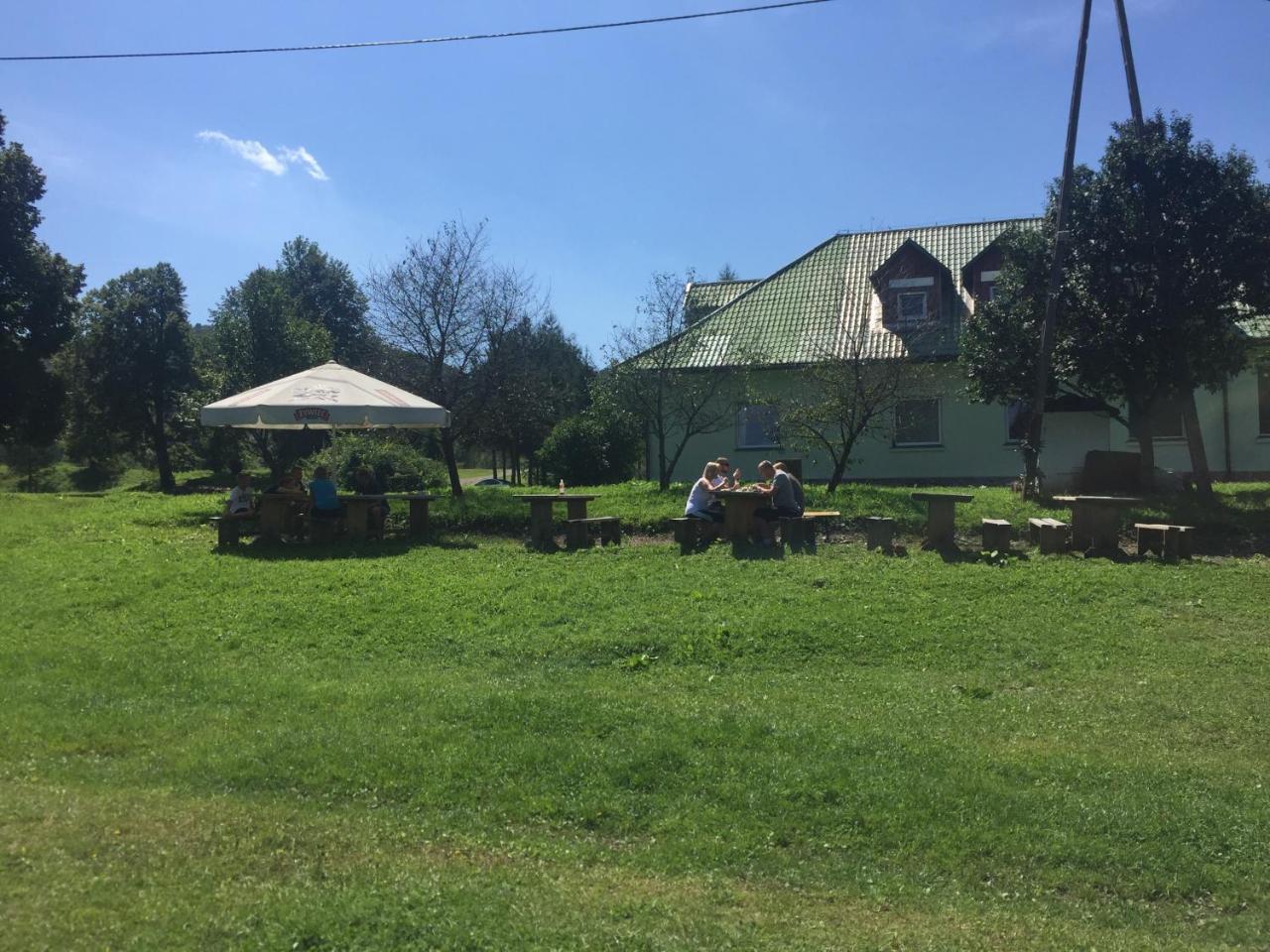 Latarnia Wagabundy Bieszczady Hotel Wola Michowa Buitenkant foto